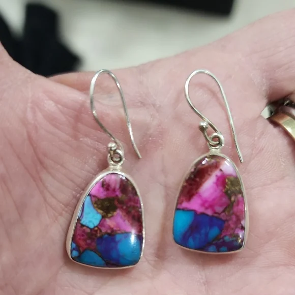 Vibrant KINGMAN DAHLIA TOURQUOISE Dangle Earrings - Picture 4 of 4